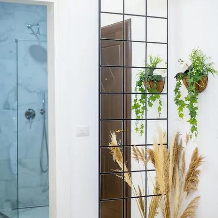 Luxury Adriatic Apartament Golem (Tirana)